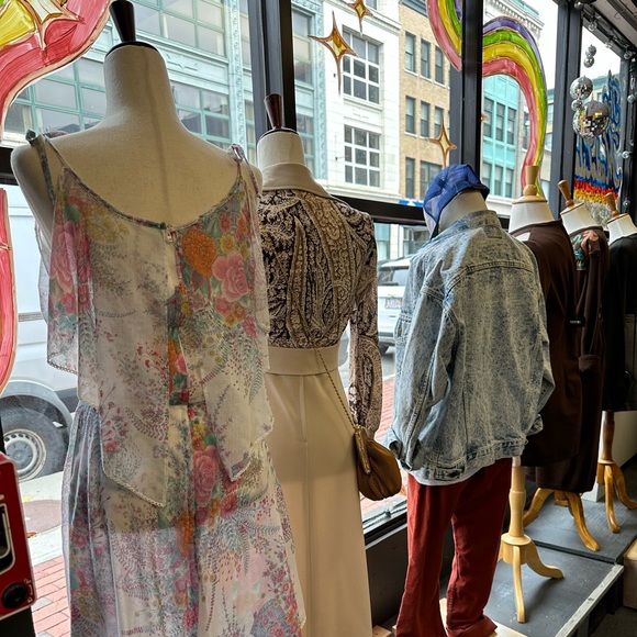 ❤️DNB Shop!❤️ - Picture 10 of 11